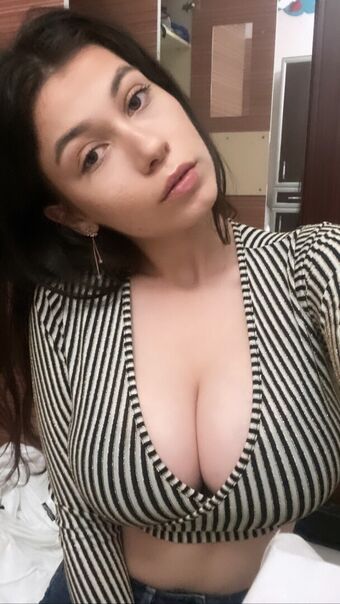 Cansu Çakal Nude Leaks OnlyFans Photo 24