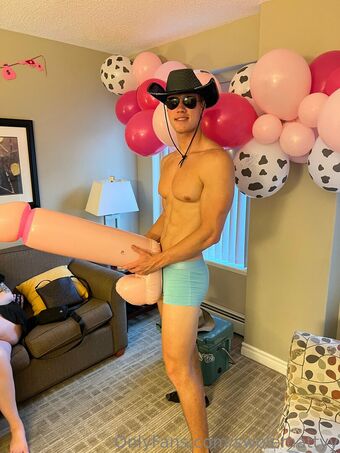swolemattyy Nude Leaks OnlyFans Photo 30