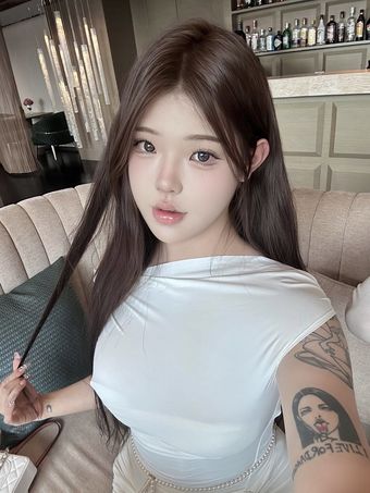 Yuzichucunqi Nude Leaks OnlyFans Photo 2