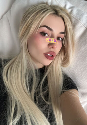 Ava Max Nude Leaks OnlyFans Photo 79