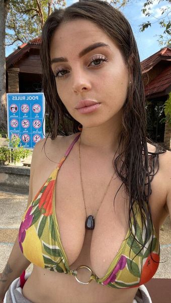 Bella_mnz Nude Leaks OnlyFans Photo 17