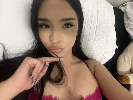 aamoureuuxx / am0rrx / amoureuxcx / shawtywantarockstar Nude Leaks OnlyFans  – Leaked Models