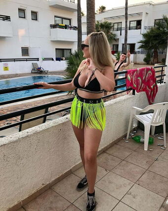 Cerys Lilly / nurse_cerys Nude Leaks OnlyFans  – Leaked Models