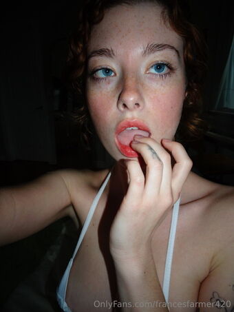 Chloe Frances Nude Leaks OnlyFans Photo 19