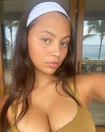 Fiona Barron Nude Leaks OnlyFans Photo 22