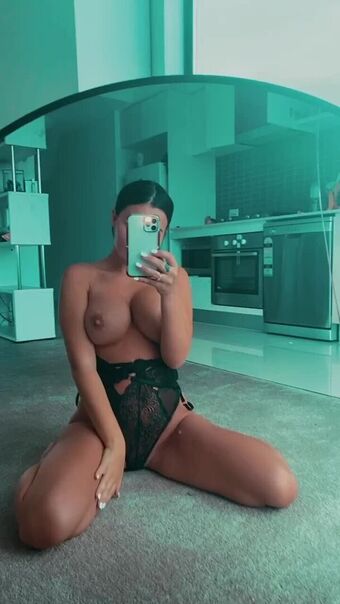 Chrysten Zenoni Nude Leaks OnlyFans Photo 9