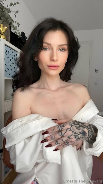 ernesta_the_guevara / ernestamathilda Nude Leaks OnlyFans  – Leaked Models