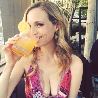 Fiona Gubelmann Nude Leaks OnlyFans Photo 18