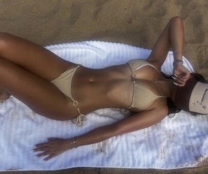 Krischelle Delgado Nude Leaks OnlyFans Photo 15