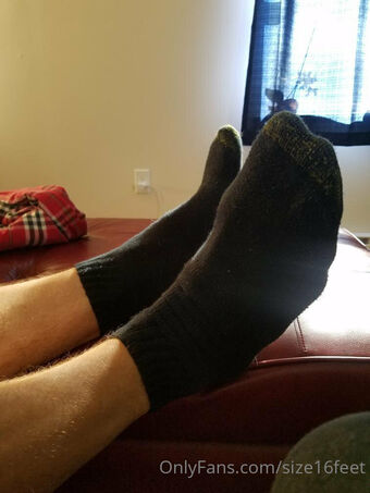 size16feet Nude Leaks OnlyFans Photo 15