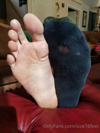 size16feet Nude Leaks OnlyFans Photo 14