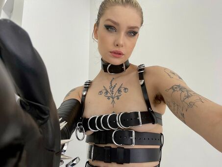 Taylor Allard Nude Leaks OnlyFans Photo 5