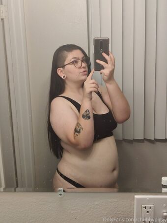 chubbypiggy Nude Leaks OnlyFans Photo 9