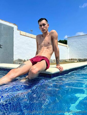 aleksandrramm Nude Leaks OnlyFans Photo 9