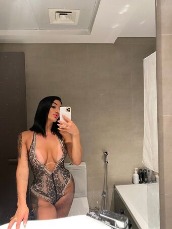 Caroline Martins Nude Leaks OnlyFans Photo 13