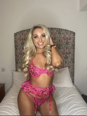 Chantelle McKenna Nude Leaks OnlyFans Photo 19