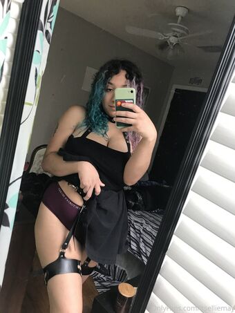 itselliemay Nude Leaks OnlyFans Photo 17