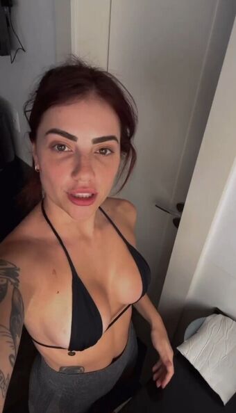 Karol Queiroz Nude Leaks OnlyFans Photo 26