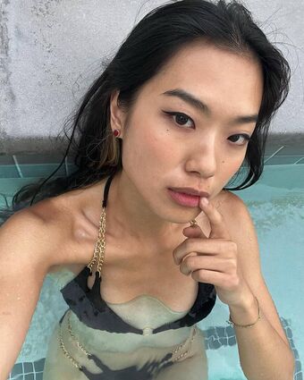 Qiyu Zhou Nude Leaks OnlyFans Photo 12