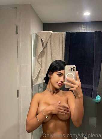 Vivi Plena Nude Leaks OnlyFans Photo 31