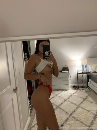 Alexis Griswold Nude Leaks OnlyFans Photo 1