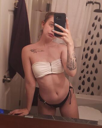 Alildore Nude Leaks OnlyFans Photo 15