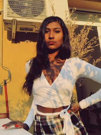 Ash Sarkar Nude Leaks OnlyFans Photo 17