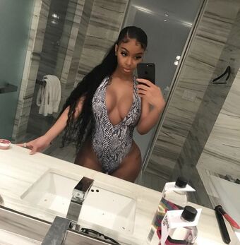 Realamarie Nude Leaks OnlyFans Photo 25