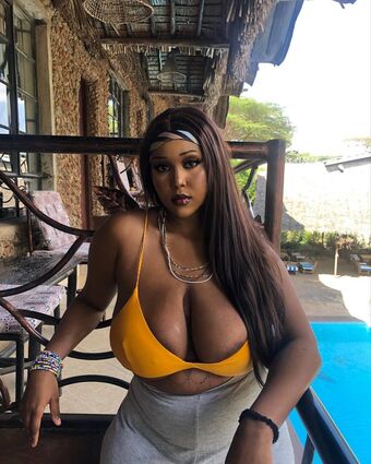 Bigtitti3barbie Nude Leaks OnlyFans Photo 5