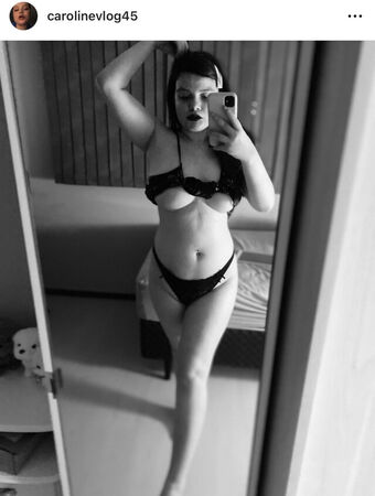 Caroline Capelarii Nude Leaks OnlyFans Photo 8