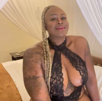 Monna White Nude Leaks OnlyFans Photo 17