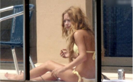 Olsen Twins Nude Leaks OnlyFans Photo 8