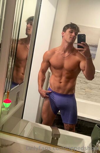 rippedshow Nude Leaks OnlyFans Photo 11