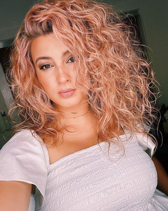 Tori Kelly Nude Leaks OnlyFans Photo 56