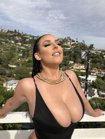 Angela White / angelawhite / theangelawhite Nude Leaks OnlyFans  – Leaked Models