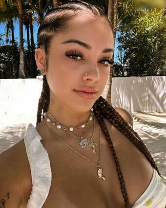 Malu Trevejo Nude Leaks OnlyFans Photo 245