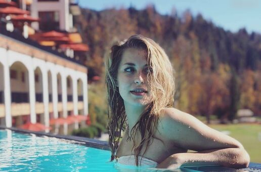 Sarah Thonig Fakes Nude Leaks OnlyFans Photo 2