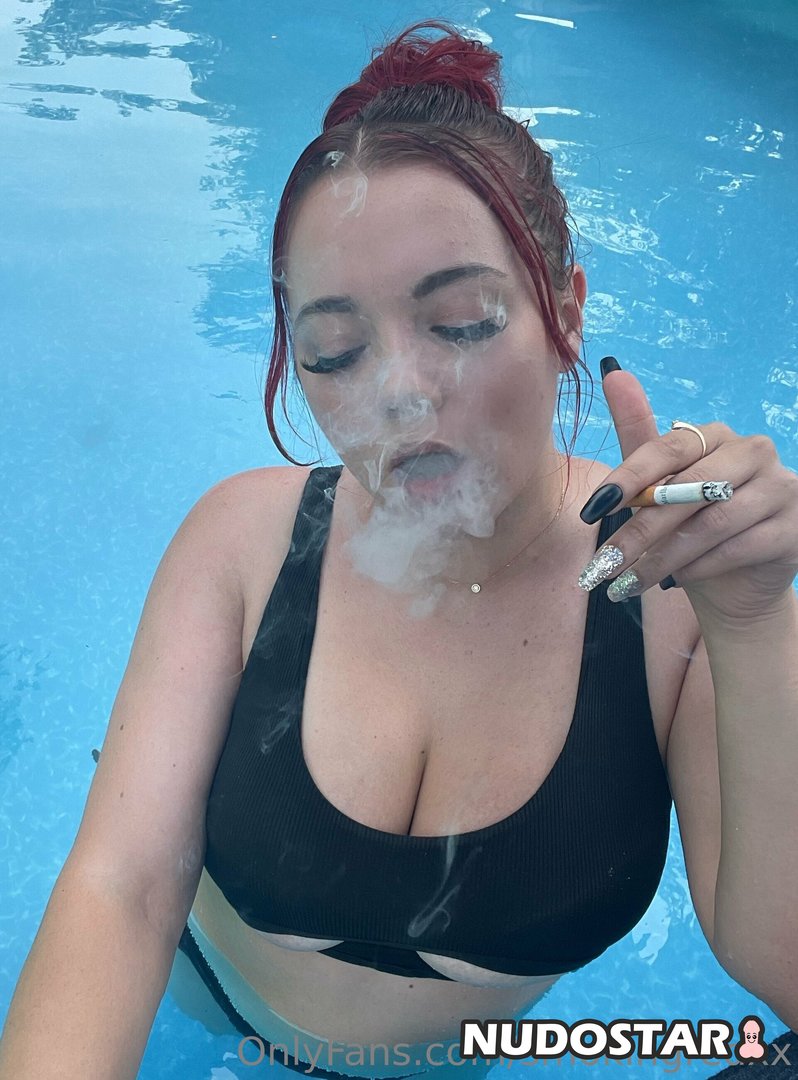 Smokingredxx Leaked Photo 44