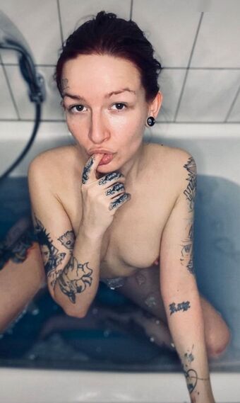 Toxictokio Nude Leaks OnlyFans Photo 9