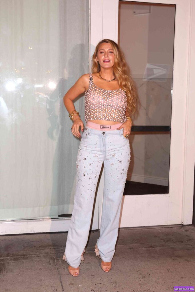 Blake Lively Latest Hot