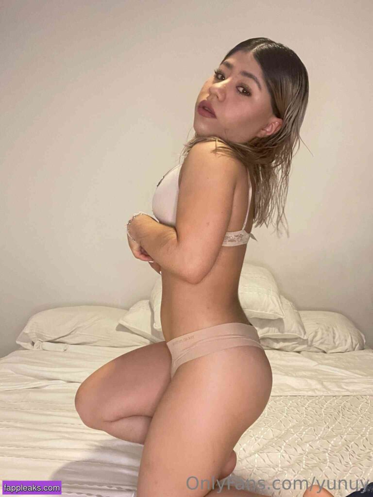 Yunuen-Yared-aka-Yunuy-aka-Kiwipeelz_0040
