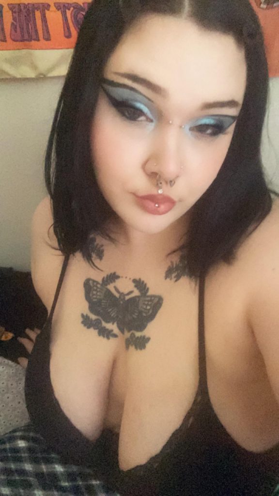 GothBunnieLexie / CherryPopperxoxo – Nude Leaks