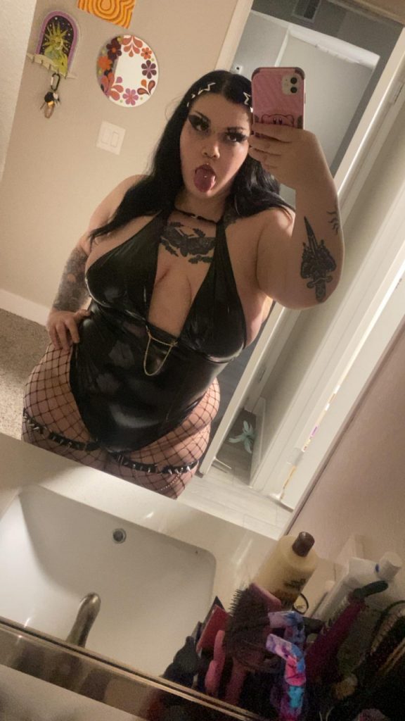 GothBunnieLexie / CherryPopperxoxo – Nude Leaks