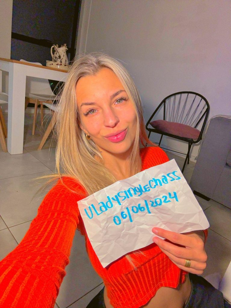 LadySingleChass / Angy Ink – Nude Leaks