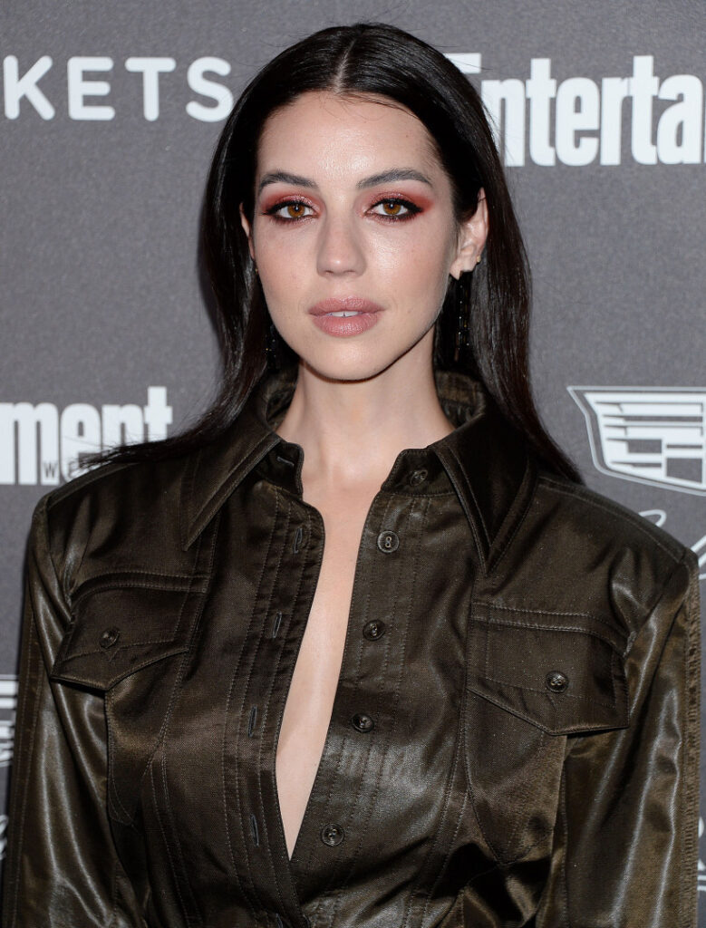 Celeb – Adelaide Kane – Nude