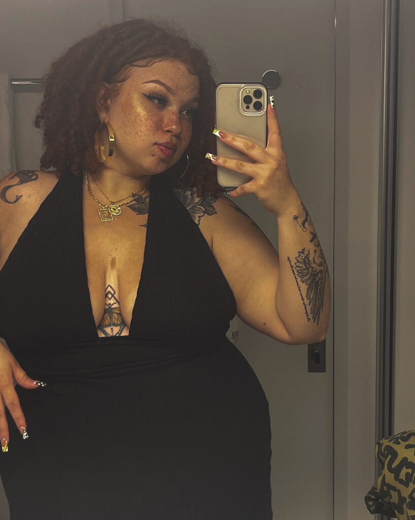 OnlyFans – BBW – Ebony – AHintOfRed – Nude