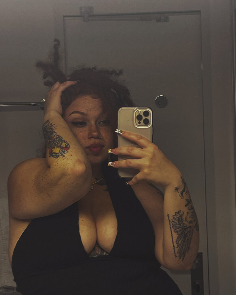 OnlyFans – BBW – Ebony – AHintOfRed – Nude