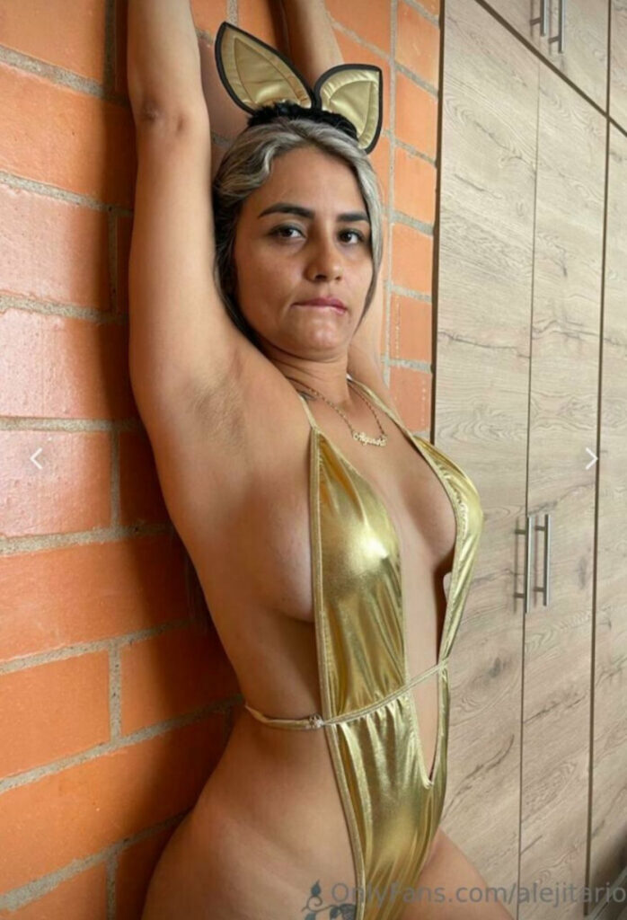 OnlyFans – Alejita Rios / alejitarios27 – Nude