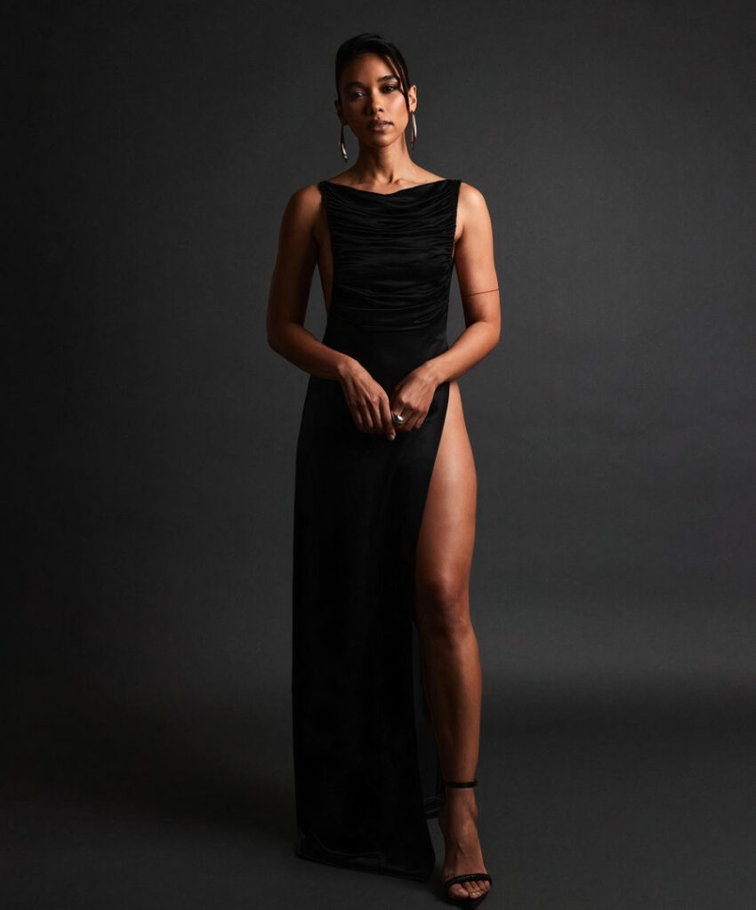 Celeb – Ebony – Alexandra Shipp – Nude