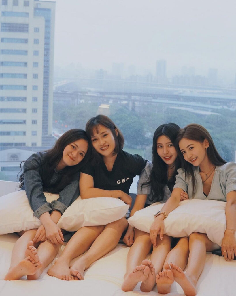 Instagram – alice821204 – LIU MENG-YUN – Nude